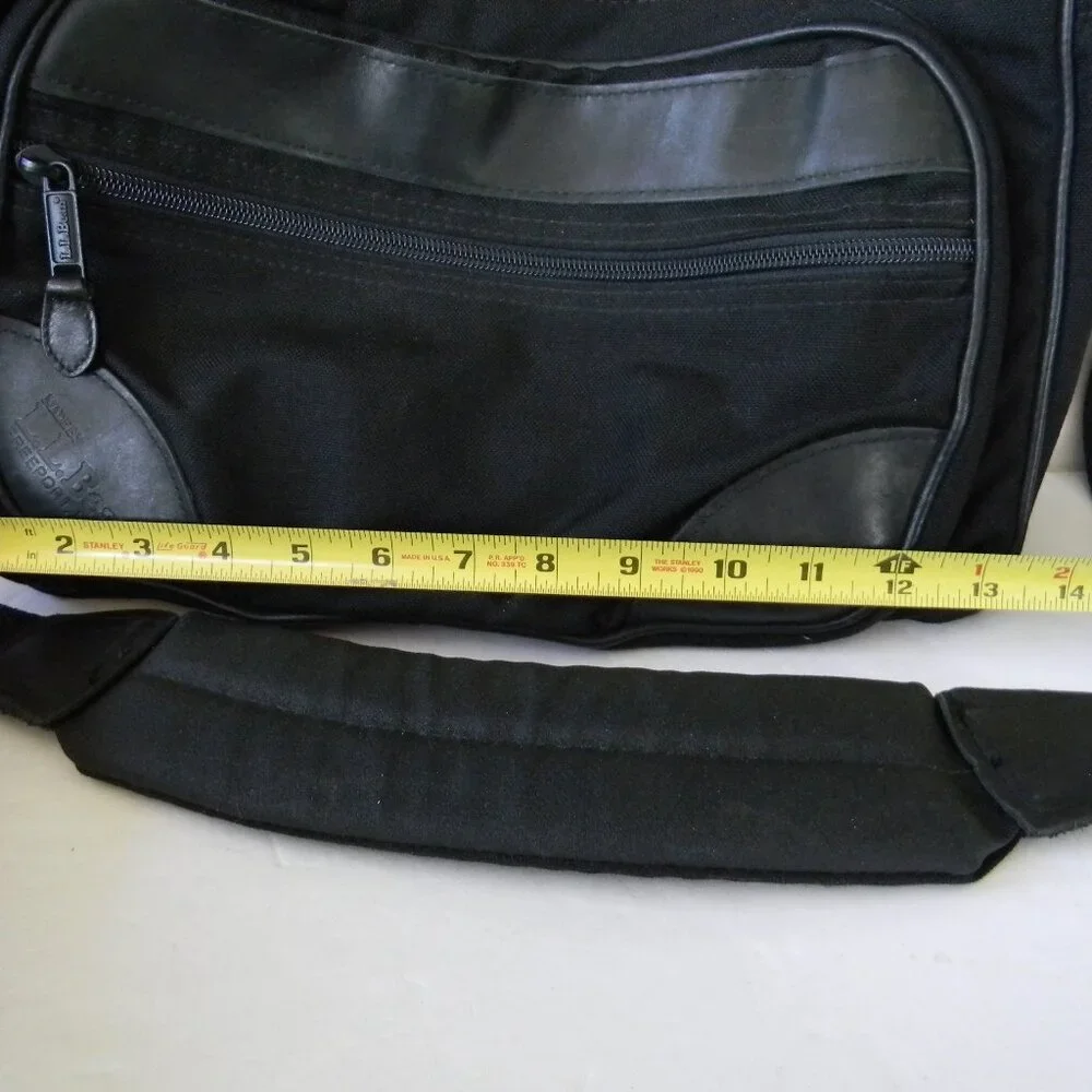 LL Bean BLACK Messenger Laptop Commuter Shoulder Bag Padded Organizer Pocket